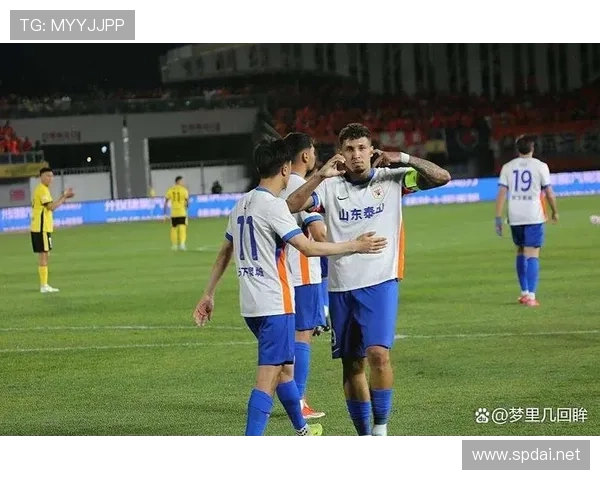 山东泰山阵容老化问题显现,对赛季关键战能力形成阶段性考验。 山东泰山阵容老化问题显现,对赛季关键战能力形成阶段性考验。