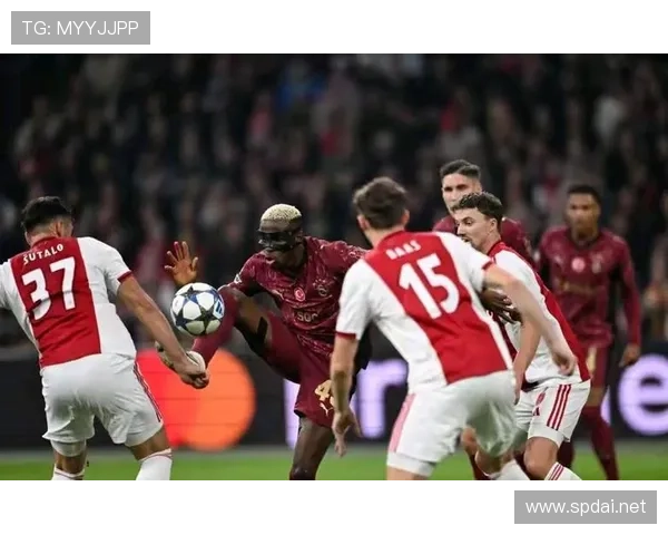 阿贾克斯欧战竞争力能否恢复:新赛季表现评估与竞争格局变化 阿贾克斯欧战竞争力能否恢复:新赛季表现评估与竞争格局变化