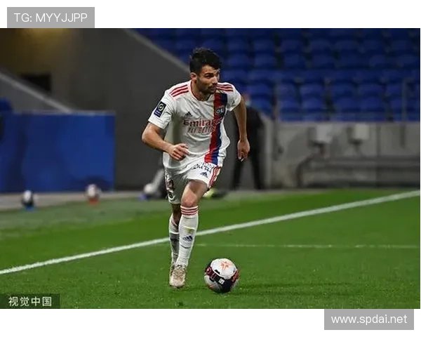 福登无球跑动与空间利用能力解析:欧洲顶级攻击手的关键特质 福登无球跑动与空间利用能力解析:欧洲顶级攻击手的关键特质