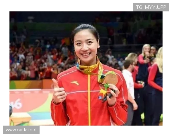 魏秋月退役后住的别墅，比我们小区十套房还大