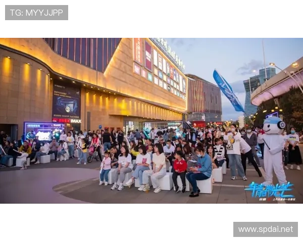 季丽萍刚买的那辆车，隔壁都开始怀疑人生了！